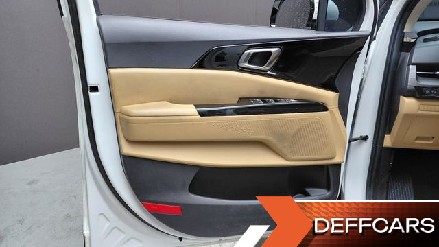 Kia CARNIVAL Diesel 7-Seater Noblesse купить на сайте DeffCars
