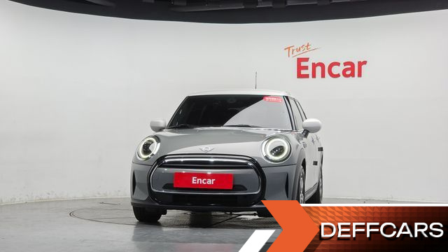 Mini COOPER 5Door Classic Third Generation купить на сайте DeffCars
