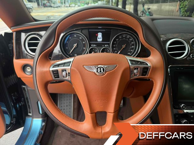 Bentley FLYING SPUR 4.0 купить на сайте DeffCars
