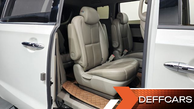 Kia CARNIVAL 9-Seater Noblesse Special купить на сайте DeffCars