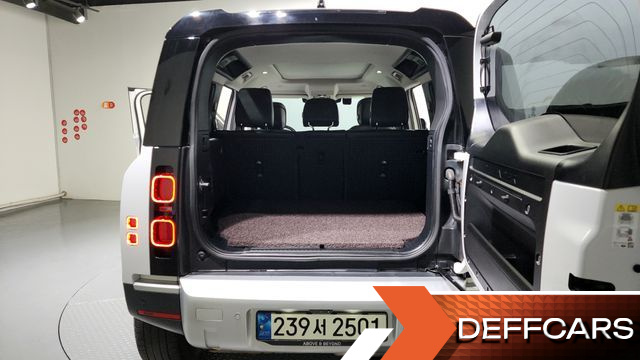 Land Rover DEFENDER 110 D300 HSE купить на сайте DeffCars