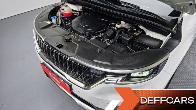 Kia CARNIVAL 9-Seater Noblesse купить на сайте DeffCars