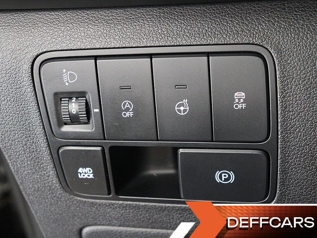 Hyundai STARIA 4WD Lounge 9-Seater Inspiration купить на сайте DeffCars
