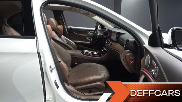 Mercedes E-CLASS E300 4MATIC Exclusive купить на сайте DeffCars