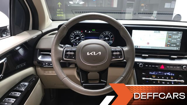Kia CARNIVAL Gasoline 7-Seater Hi-Limousine Signature купить на сайте DeffCars