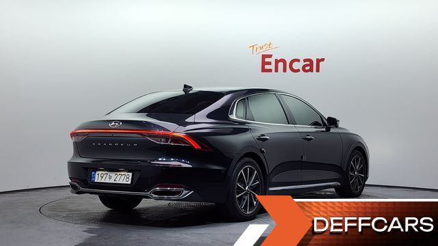 Hyundai GRANDEUR 2.5 Le Blanc купить на сайте DeffCars