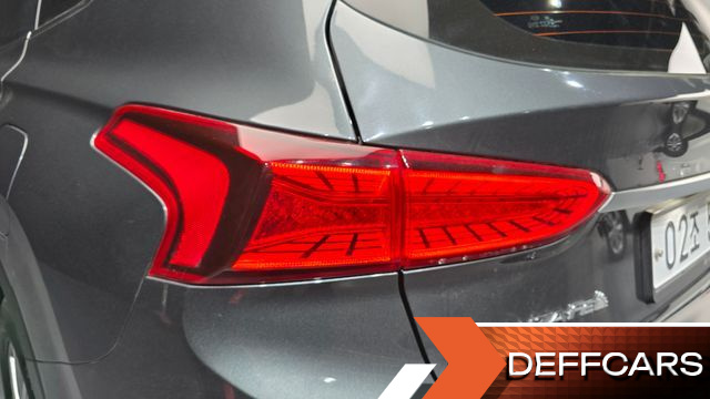 Hyundai SANTAFE Gasoline 2.0T 2WD Premium купить на сайте DeffCars