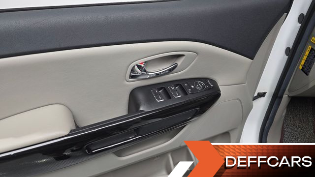 Kia CARNIVAL 9-Seater Noblesse купить на сайте DeffCars