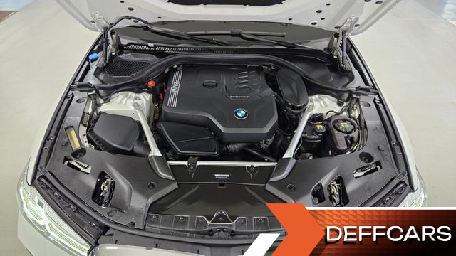 BMW 5-SERIES 520i M Sport купить на сайте DeffCars