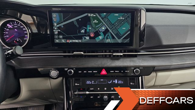 Kia CARNIVAL 9-Seater Noblesse купить на сайте DeffCars