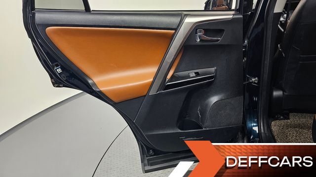 Toyota RAV4 2.5 4WD Hybrid 4th купить на сайте DeffCars