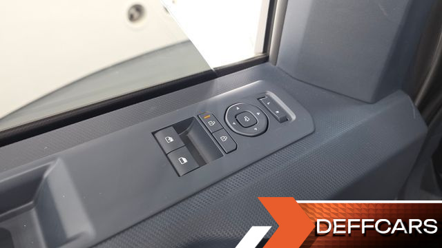 Kia PV5 Cargo Long Range Basic купить на сайте DeffCars