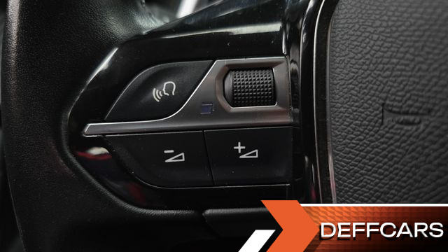 Peugeot 2008 1.5 BlueHDi Allure купить на сайте DeffCars