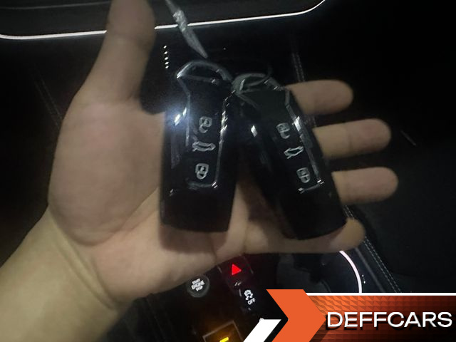 Volkswagen TOUAREG 3.0 TDI Prestige купить на сайте DeffCars