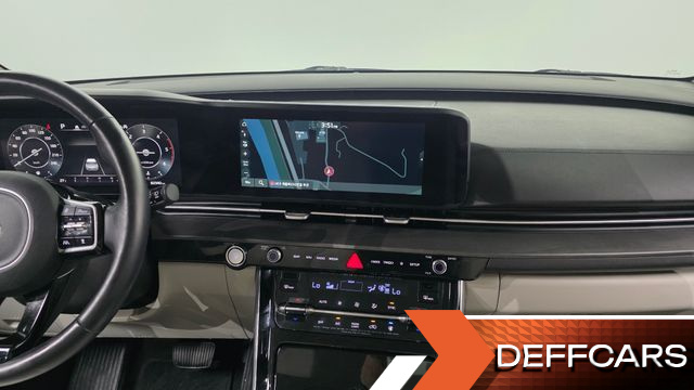 Kia CARNIVAL 9-Seater Signature купить на сайте DeffCars