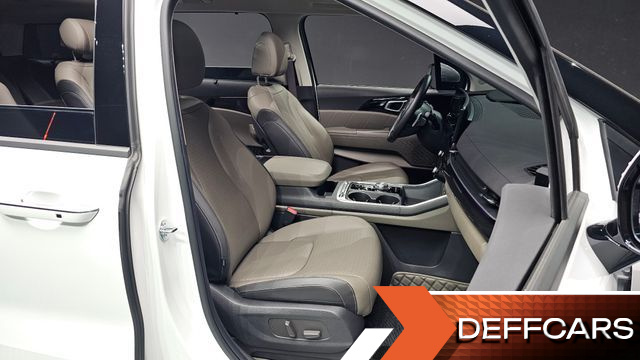 Kia CARNIVAL Gasoline 7-Seater Signature купить на сайте DeffCars