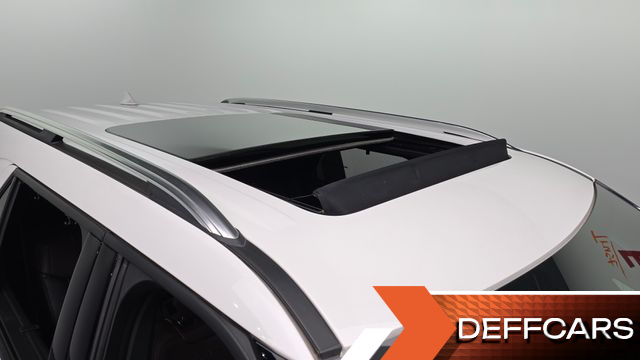 Ford EXPLORER 3.0 Platinum 4WD купить на сайте DeffCars