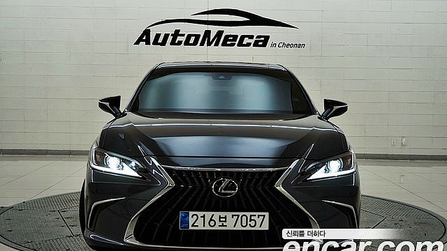 Lexus ES Luxury Plus купить на сайте DeffCars