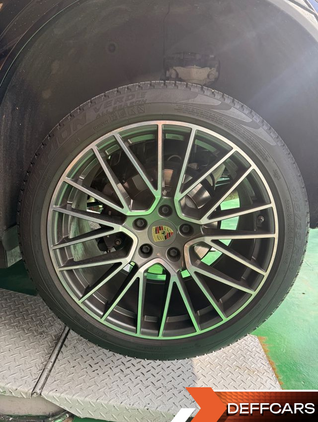 Porsche CAYENNE 3.0 купить на сайте DeffCars