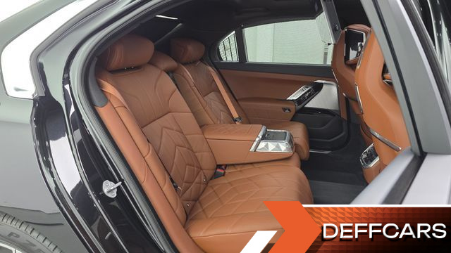 BMW 7-SERIES 740i xDrive M Sport купить на сайте DeffCars