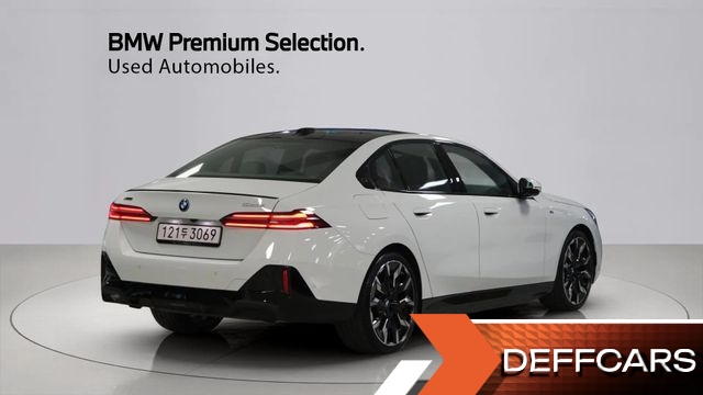 BMW 5-SERIES 550e xDrive M Sport Pro купить на сайте DeffCars