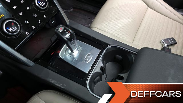 Land Rover DISCOVERY SPORT P250 SE купить на сайте DeffCars