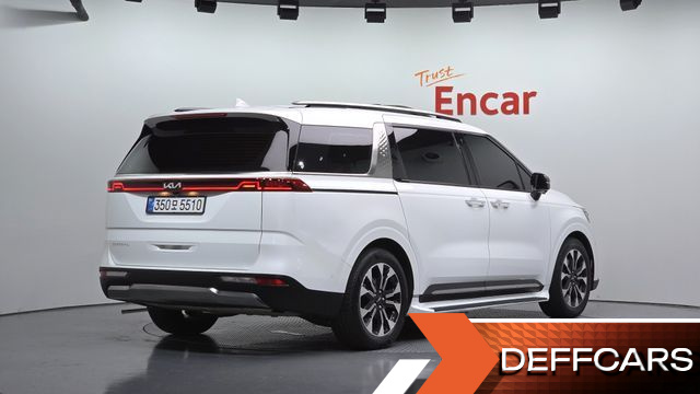Kia CARNIVAL Gasoline 9-Seater Signature купить на сайте DeffCars