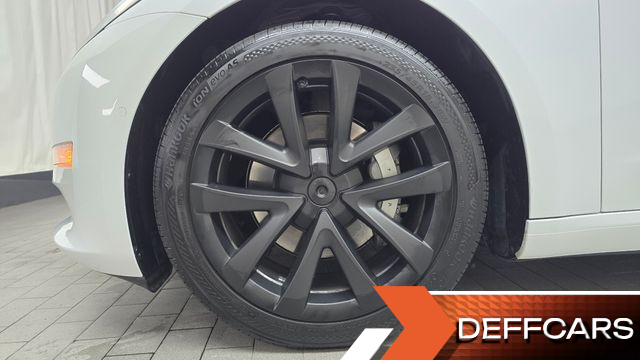 Tesla MODEL 3 Long Range AWD купить на сайте DeffCars