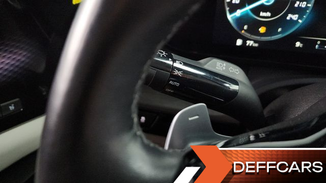 Kia CARNIVAL 7-Seater Signature купить на сайте DeffCars