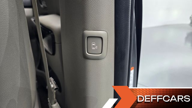 Kia CARNIVAL 9-Seater Prstige купить на сайте DeffCars