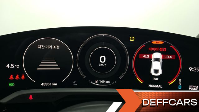 Porsche TAYCAN 4S купить на сайте DeffCars