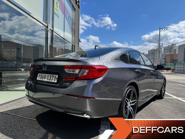 Honda ACCORD 2.0 Hybrid Touring купить на сайте DeffCars