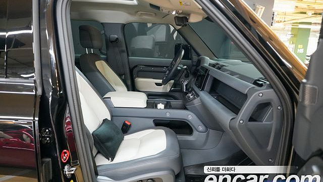 Land Rover DEFENDER 110 D300 X-Dynamic HSE купить на сайте DeffCars