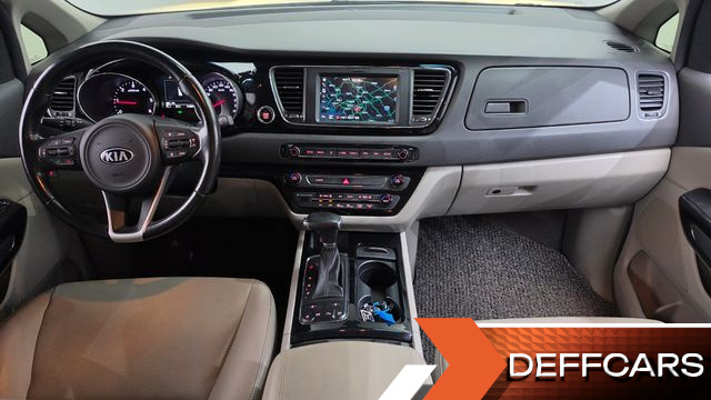 Kia CARNIVAL 9-seater Prestige купить на сайте DeffCars