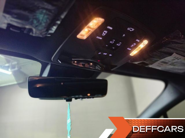 Toyota SIENNA 2.5 Hybrid 2WD купить на сайте DeffCars