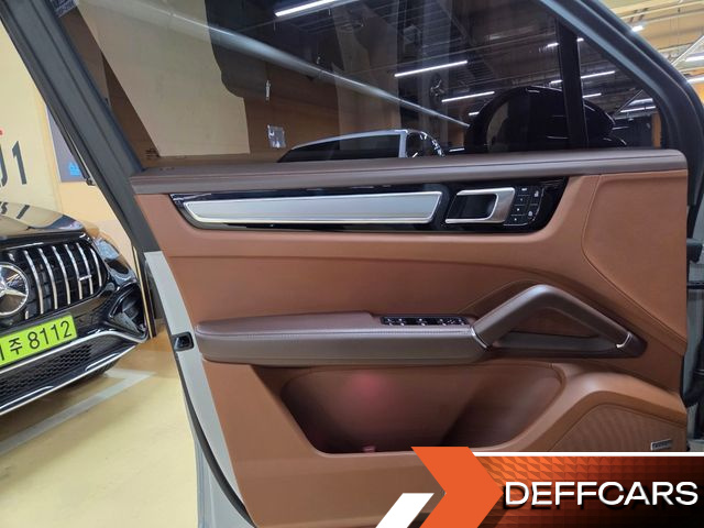 Porsche CAYENNE 3.0 PLATINUM EDITION купить на сайте DeffCars