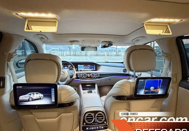 Mercedes S-CLASS Maybach S560 4MATIC купить на сайте DeffCars