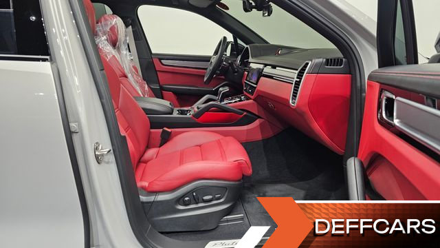 Porsche CAYENNE 3.0 PLATINUM EDITION купить на сайте DeffCars