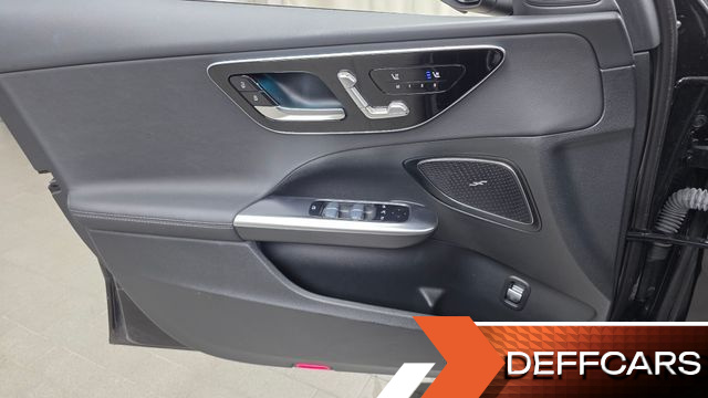 Mercedes C-CLASS C300 4MATIC Avantgarde купить на сайте DeffCars