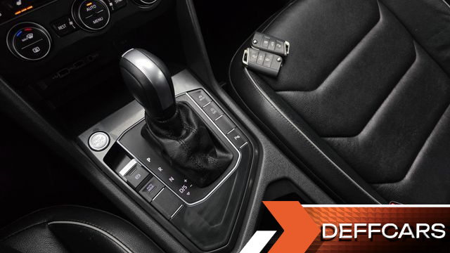 Volkswagen TIGUAN 2.0 TDI Premium купить на сайте DeffCars