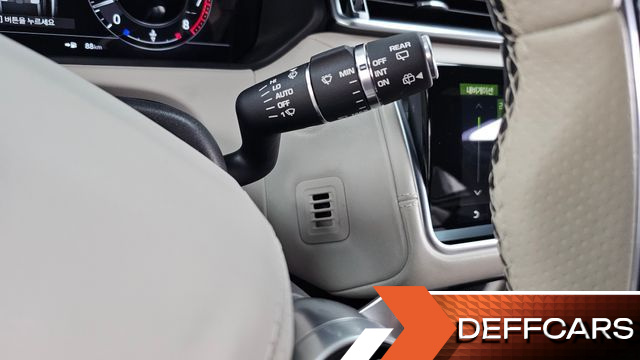 Land Rover RANGE ROVER VELAR 3.0 P380 R-Dynamic SE купить на сайте DeffCars