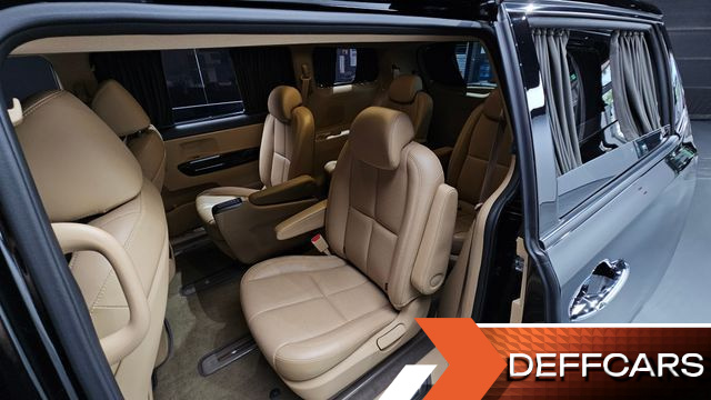 Kia CARNIVAL Gasoline 9-Seater Hi-Limousine Noblesse Special купить на сайте DeffCars