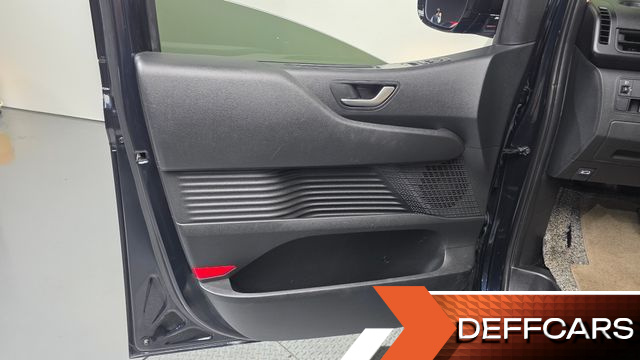 Hyundai STARIA L3.5 Cargo 5-Seater Modern купить на сайте DeffCars