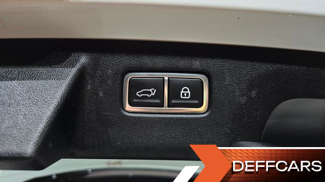 Kia SORENTO Gasoline 2.5T 2WD Prestige купить на сайте DeffCars