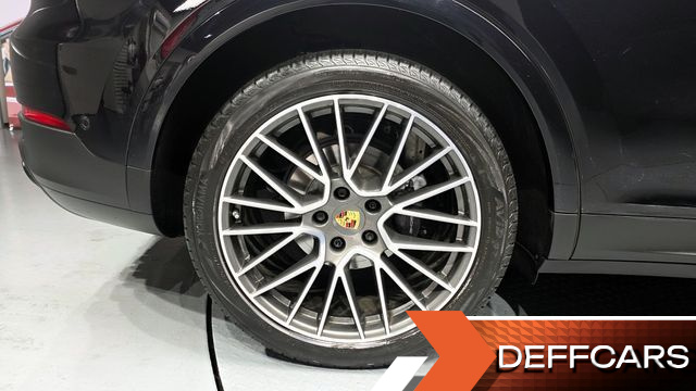 Porsche CAYENNE 3.0 купить на сайте DeffCars