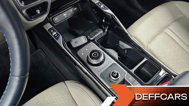 Kia SORENTO HEV 1.6 2WD Prestige купить на сайте DeffCars