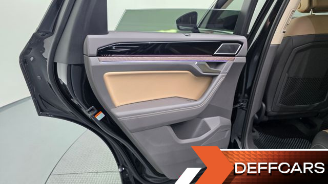 Volkswagen TOUAREG 3.0 TDI Prestige купить на сайте DeffCars