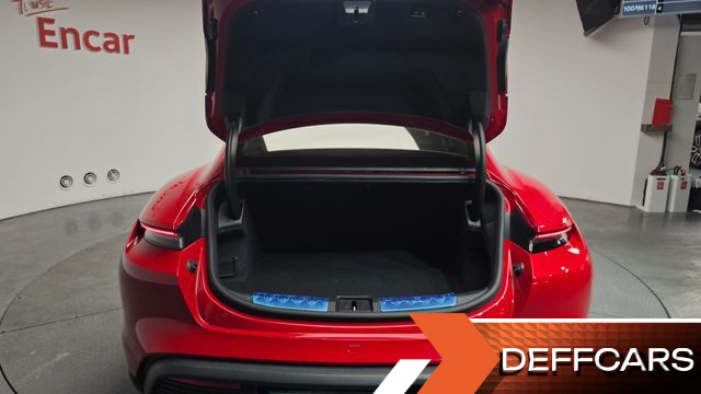 Porsche TAYCAN 4S купить на сайте DeffCars