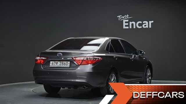 Toyota CAMRY Hybrid LE купить на сайте DeffCars