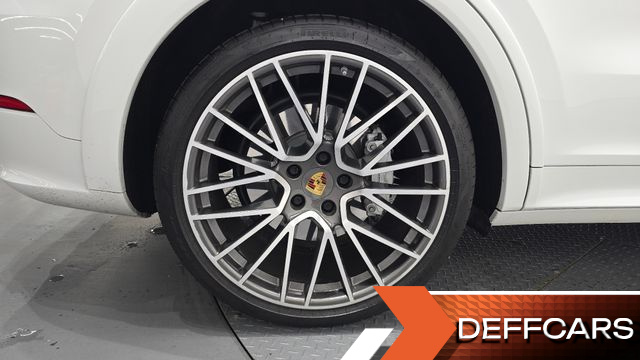 Porsche CAYENNE 3.0 Coupe купить на сайте DeffCars